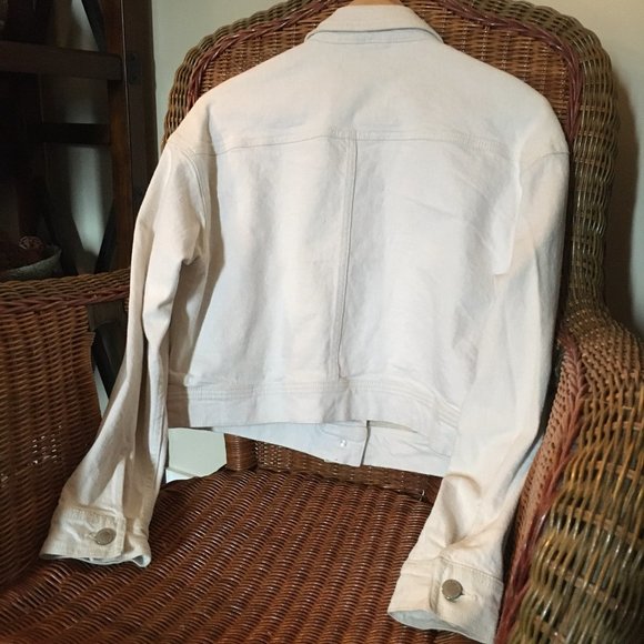 Off-White Cotton Denim Cropped Oversized Jacket - Picture 6 of 10